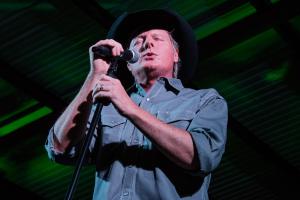 The Roundup Mark Chesnutt 2018 Best Texas Music Venue