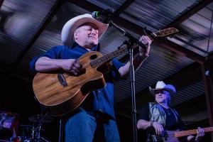 The Roundup Mark Chesnutt 2018 Best Texas Music Venue