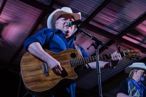 The Roundup Mark Chesnutt 2018 Best Texas Music Venue