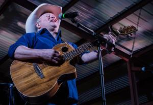 The Roundup Mark Chesnutt 2018 Best Texas Music Venue