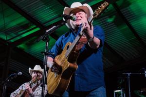 The Roundup Mark Chesnutt 2018 Best Texas Music Venue