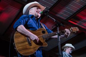 The Roundup Mark Chesnutt 2018 Best Texas Music Venue