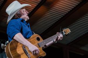 The Roundup Mark Chesnutt 2018 Best Texas Music Venue