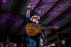 The Roundup Mark Chesnutt 2018 Best Texas Music Venue