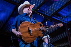 The Roundup Mark Chesnutt 2018 Best Texas Music Venue